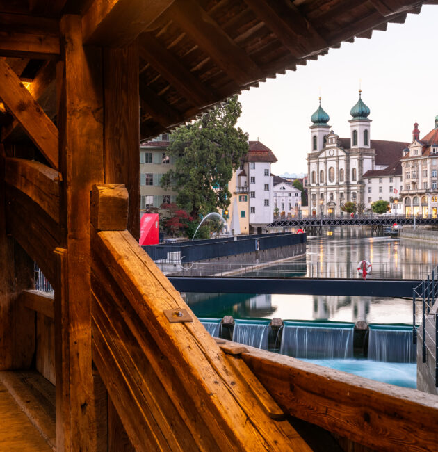 The SPREUERBRÜCKE bridge