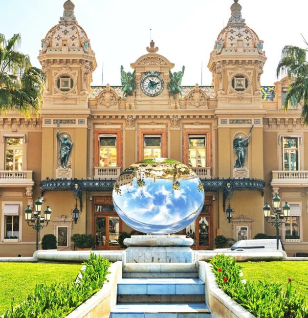 La façade du Casino de Monte-Carlo