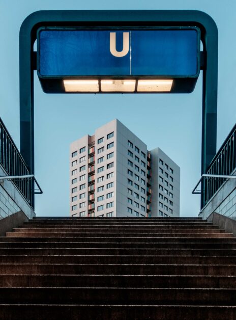 Rache à la sortie du métro à Berlin