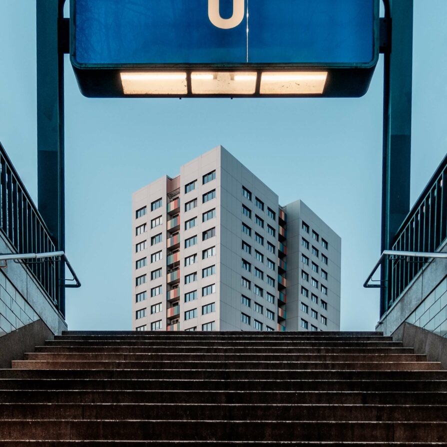 Rache à la sortie du métro à Berlin