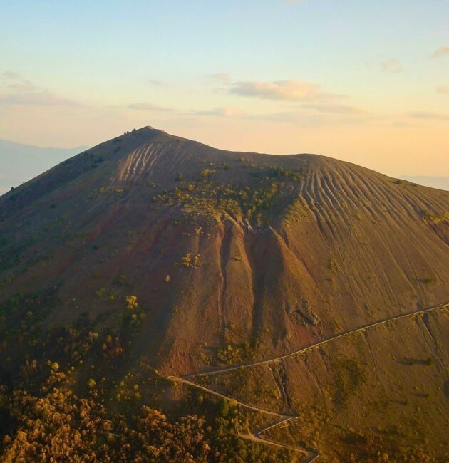 Le Vésuve, cratère mythique de la baie de Naples