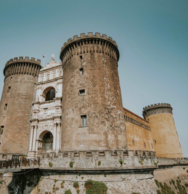 La forteresse médiévale du Castel Nuovo