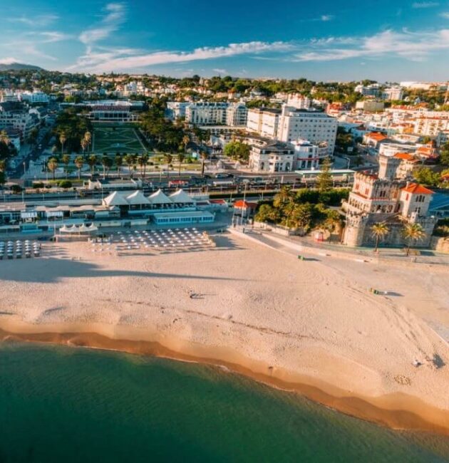 La plage de la Figueirinha à proximité de Setubal