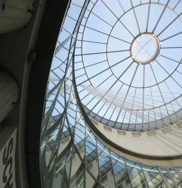 The glass roof of the Schirn Kunsthalle